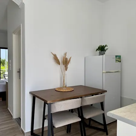 Appartement Modern With Garden, Near - El Greco No 2 Tigaki