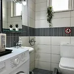 Modern With Garden, Near - El Greco No 2 *