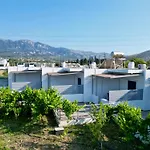 Modern With Garden, Near - El Greco No 2 Apartment Tigkaki (Kos)